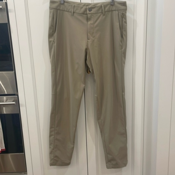 Lululemon Men’s Tan Pants—GREAT FABRIC & Style—Great condition!! Size 34 - Picture 1 of 9